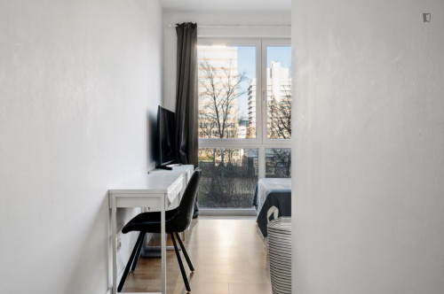 Luminous double bedroom in Mitte