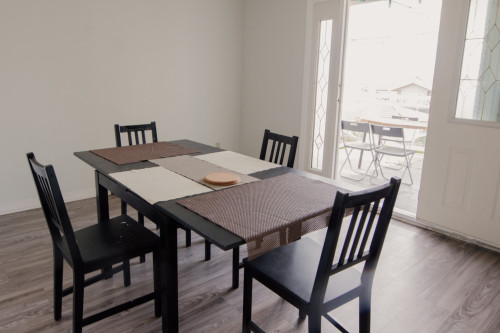 Stunning Cozy House w/ Terrace near Byrne Creek Ravine Park Home  - Gallery -  5