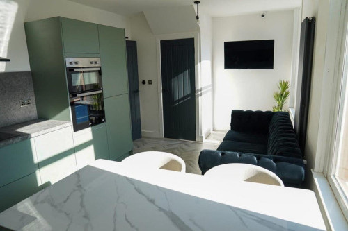 Alderson Home - Gallery - 10