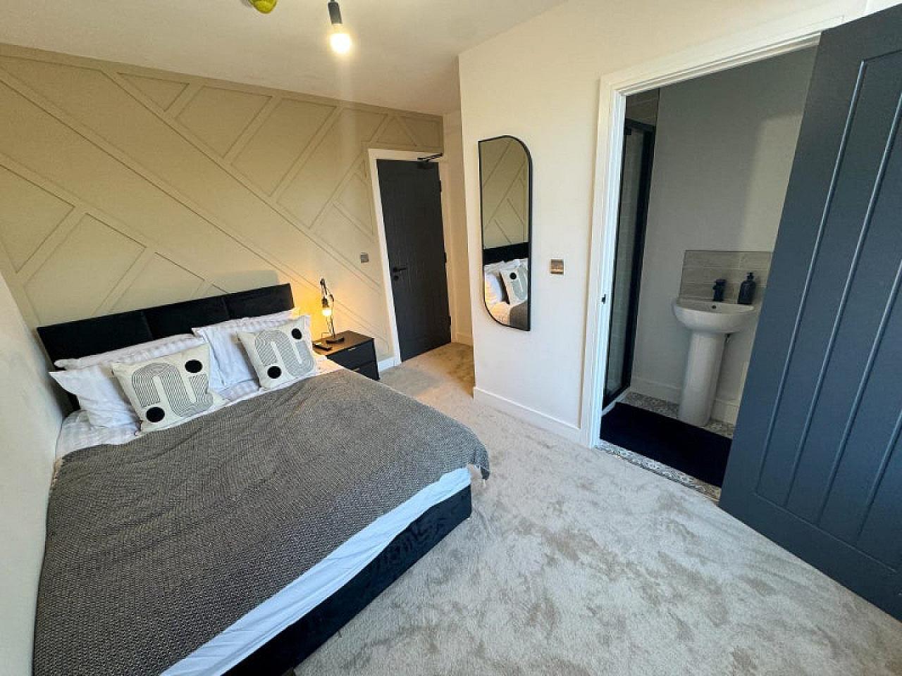 Double En Suite - 5