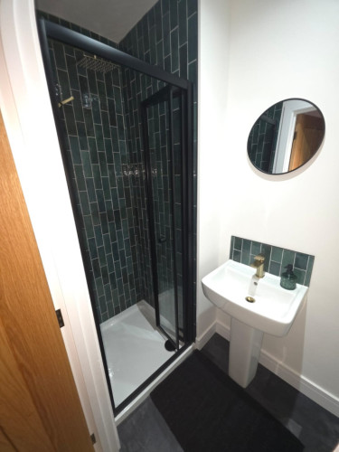 Station Home - Gallery - 11