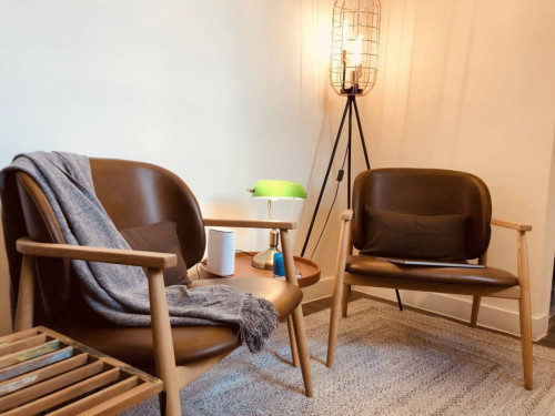 Vibrant Queen's Road West Coliving: Cowork, Connect & Thrive Apartment  - Gallery -  5