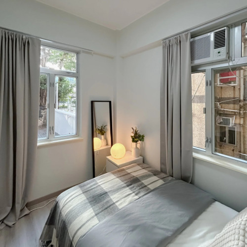 Hospital Home - Gallery - 10