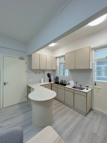 Hospital Home - Gallery - 20
