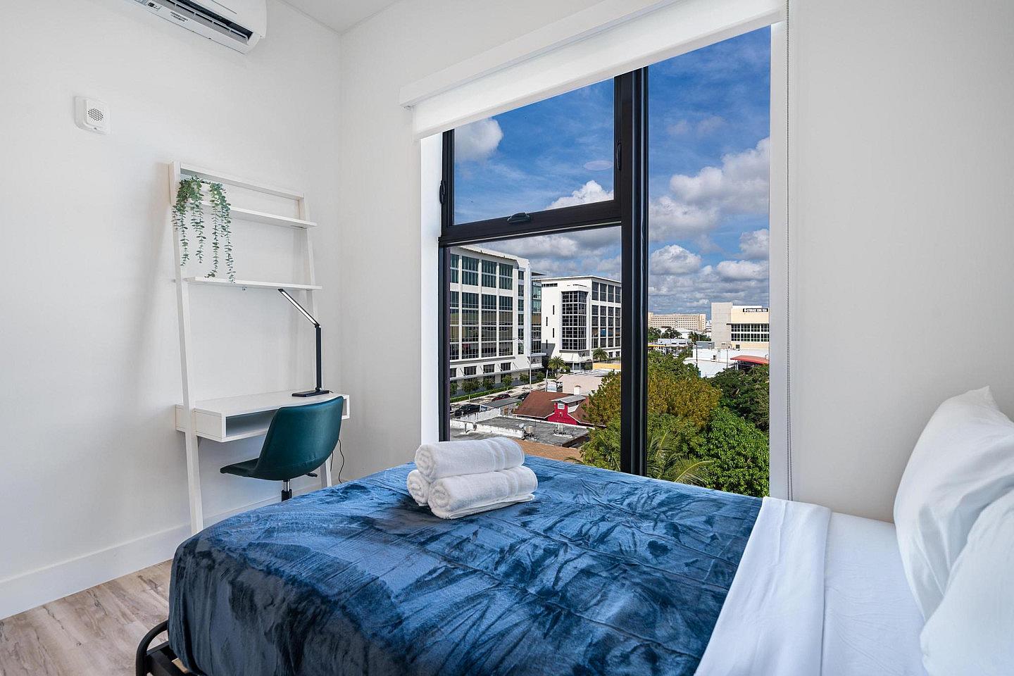 22- Private Room In A 3-3 Apartment - Modern Co-Living Community in Vibrant Little Havana, Miami - Gallery - 2