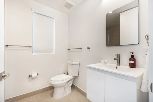 Modern Co-Living Oasis in Little Havana with Private Rooms & Flexibility  - Gallery -  5