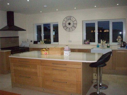 Large room, en-suite near Reading