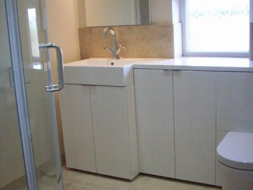 Large room, en-suite near Reading