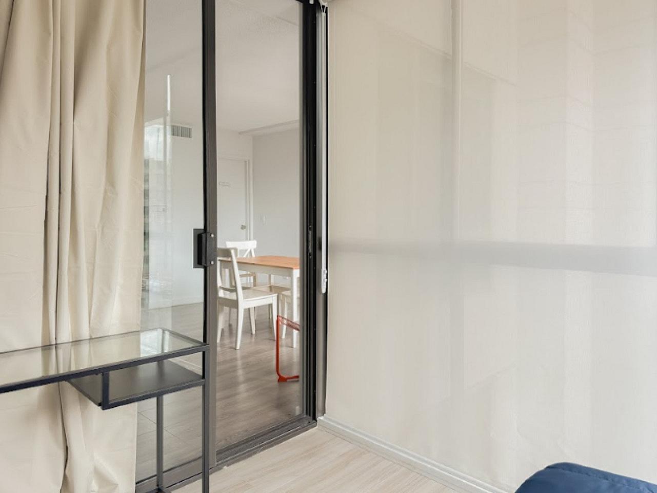 Private Flex Room - Unit 1024 - Burrard - Lovely Comfortable Apt. near Emery Barnes Park Home - Gallery - 3