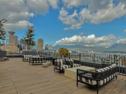 Magnificient Stunning Building w/ Gym + Rooftop near Nester Market and Spray Park Home  - Gallery -  5