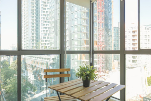 Stunning Cozy Apt. near Emery Barnes Park Home  - Gallery -  5