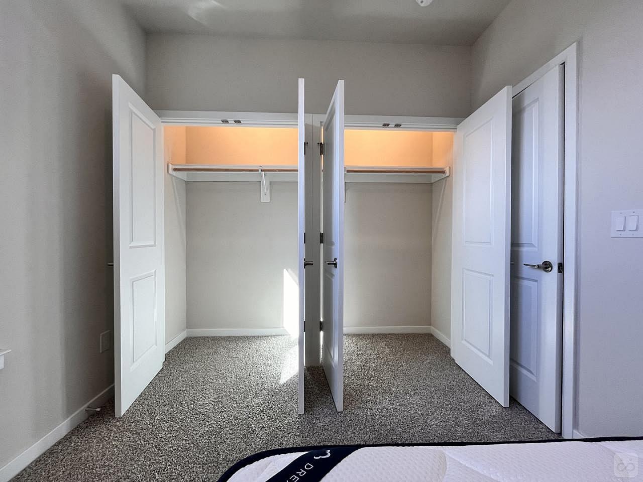 Street View Room - 5