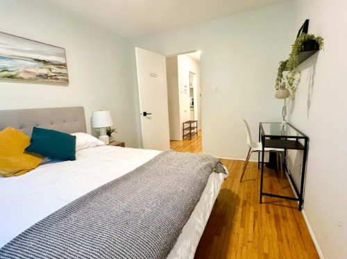 East 14th Home - Gallery - 15