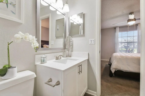 Wellness-Focused Coliving Community in Tranquil Engelwood Park, East Orlando