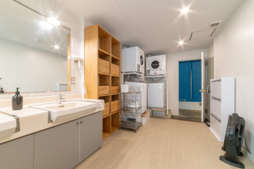 Iwaicho Collective - Gallery - 18
