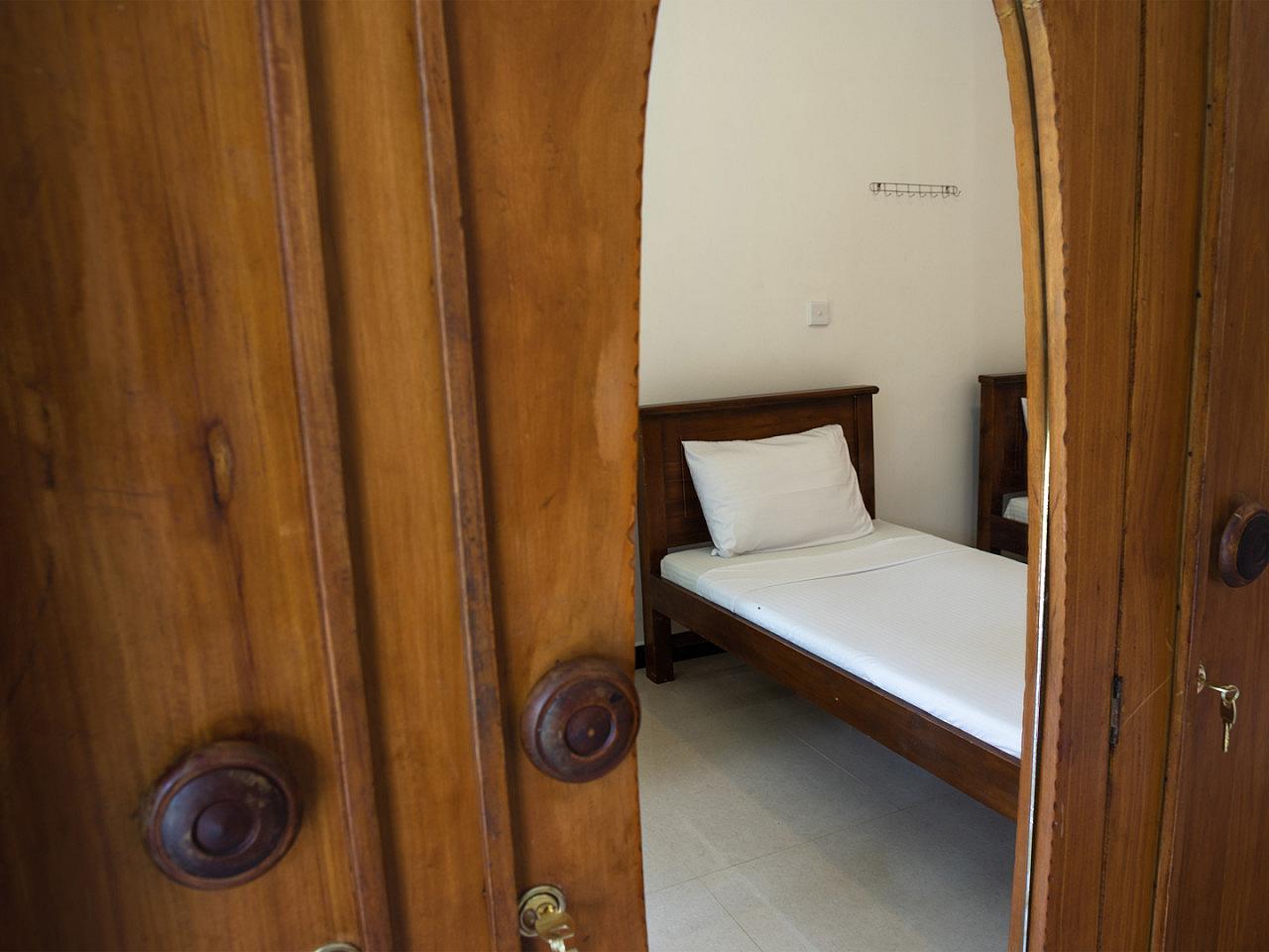 Bed In A 3-Bed Females Only Room - 2
