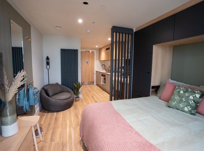 Premium Studio - Upper Tower - Brent Cross Town - Gallery - 2