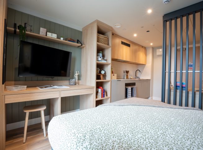 Premium Studio - Upper Tower - Brent Cross Town - Gallery - 1