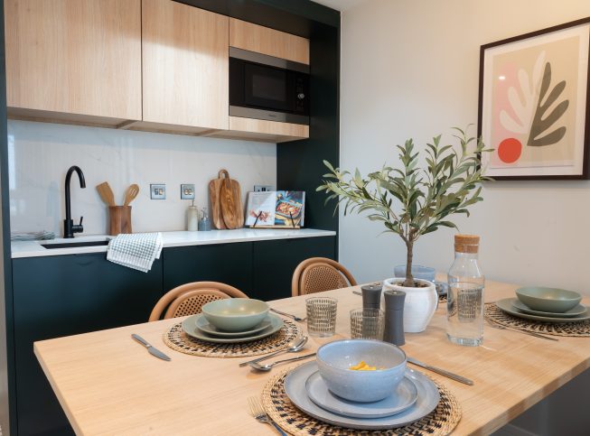 Classic Ensuite - Standard Floors - Brent Cross Town - Gallery - 4