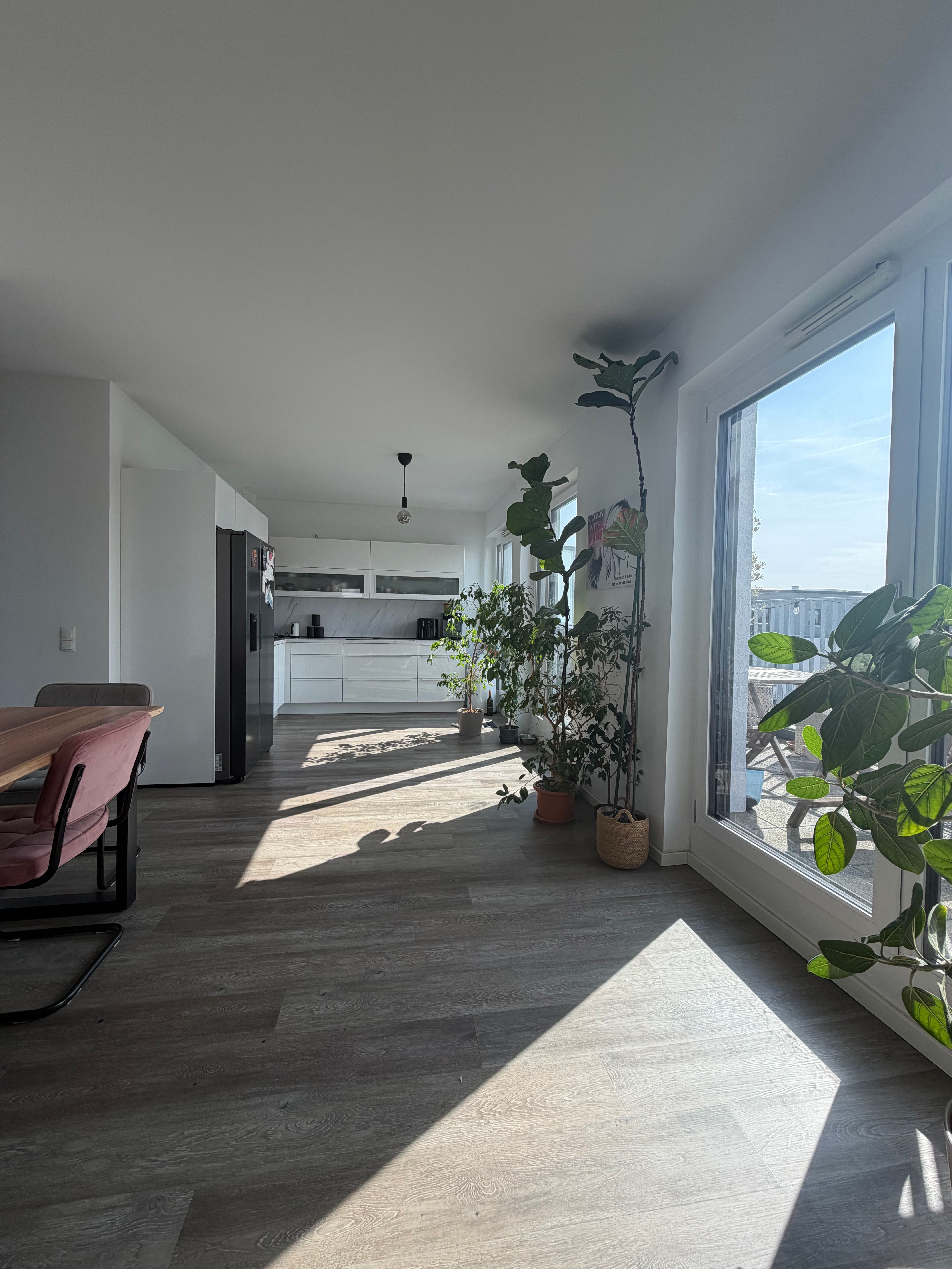  Bright Furnished Penthouse Apartment With South-East Terrace In Wesseling (near Cologne/Bonn)  -  Bright furnished penthouse apartment with south-east terrace in Wesseling (near Cologne/Bonn)  - Gallery -  9