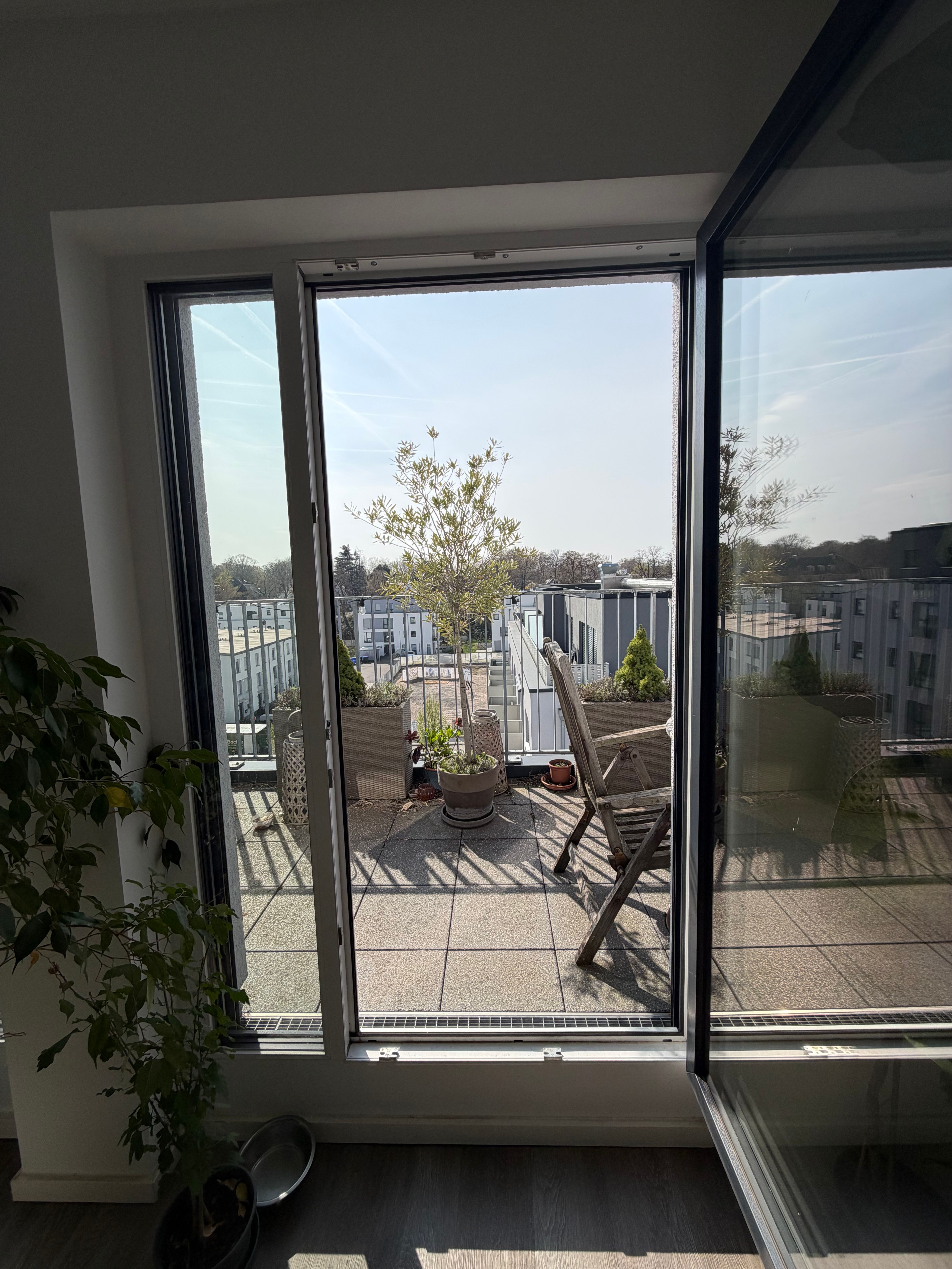  Bright Furnished Penthouse Apartment With South-East Terrace In Wesseling (near Cologne/Bonn)  -  Bright furnished penthouse apartment with south-east terrace in Wesseling (near Cologne/Bonn)  - Gallery -  10