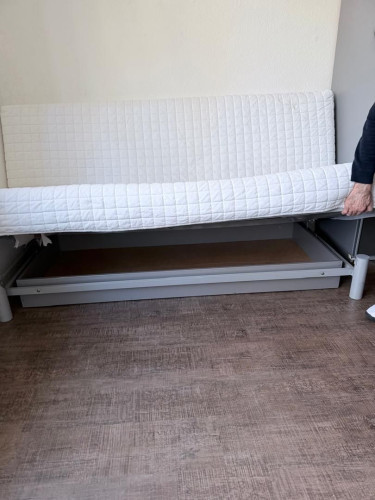 Charmante Wohnung in Lindemannstraße Düsseldorf