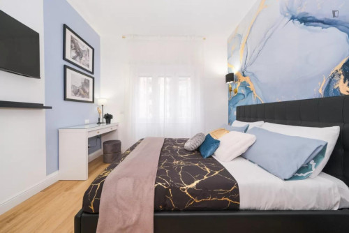 Modern 1-bedroom flat for 4 people in calm residential area