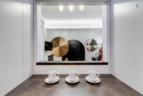 Fancy 2-bedroom flat next to the Cipro metro station