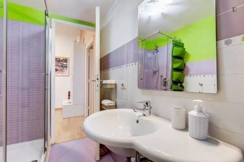 Elegant 2-bedroom flat next to the Ottaviano metro station