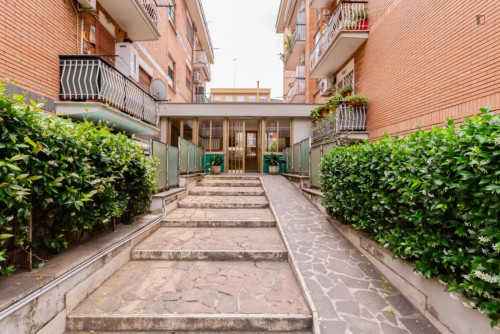 Modern studio close to the Battistini metro station