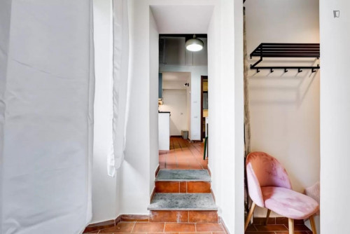 Cool 2-bedroom flat close to the Piazza Barberini