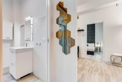 Splendid 1-bedroom apartment in Esquilino