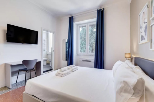 Trendy 2-bedroom flat near Villa Mazzanti