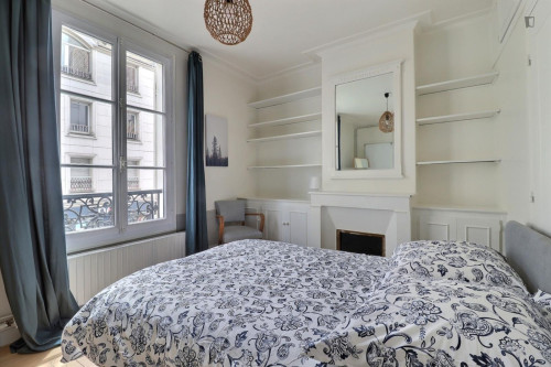 Charming 2-bedroom apartment in Levallois-Perret