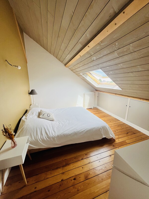 Private Room With Ensuite Bathroom(Full Room) - 1