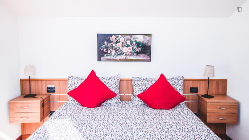 Cosy one-bedroom apartment near Maciachini metro station