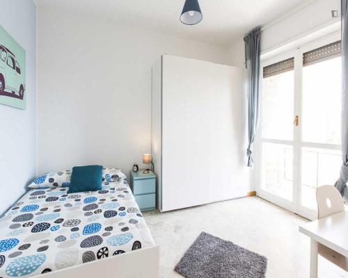 Deligthful double bedroom in Corsico