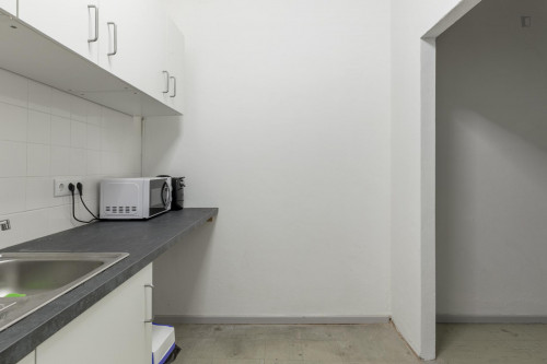 Great double bedroom in Bonfim - Gallery - 17