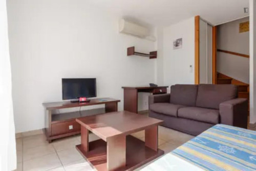 Neat 3 bedroom apartment in Six-Fours-les-Plages