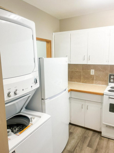 Thompson River Townhomes - Gallery - 9