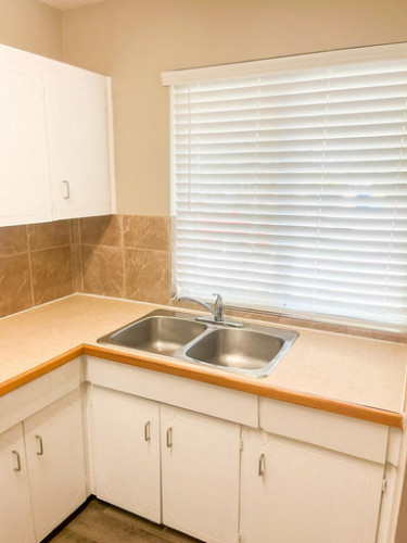 Thompson River Townhomes - Gallery - 10