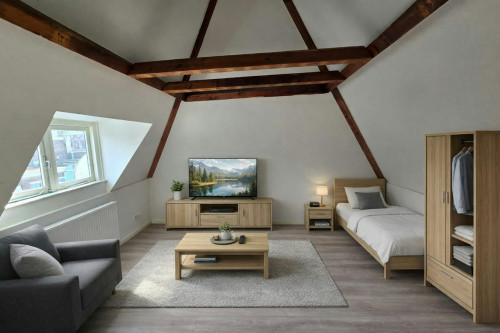 Lange Poten, The Hague