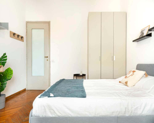 Stanza in Via Sebenico - Gallery - 10