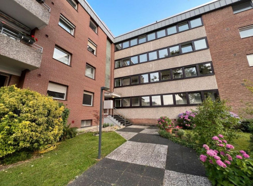 Renovated & furnished 1-room apartment in a central location of Erkrath – ideally connected