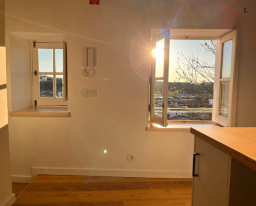 Astonishing Studio close to University of Coimbra - Gallery - 11