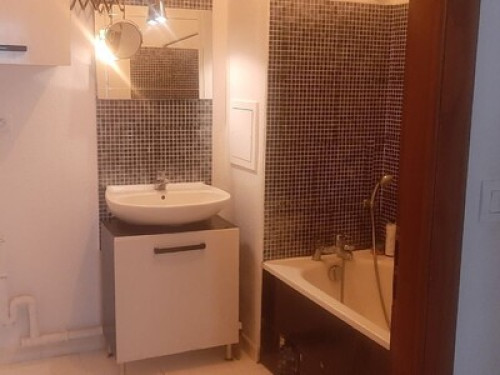 A private room in a quiet home