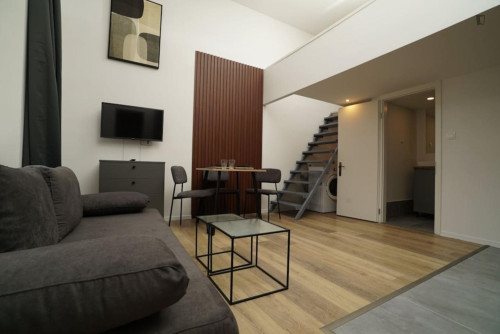 Pleasant Studio near Heroes' Square