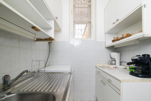 Bed in a comfy twin bedroom, in Újlipótváros