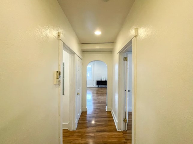 2 Beds 1 Bath - 5846-5850 Alderson St - Gallery - 20