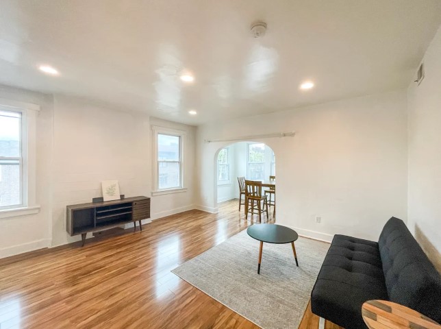 2 Beds 1 Bath - 5846-5850 Alderson St - Gallery - 13